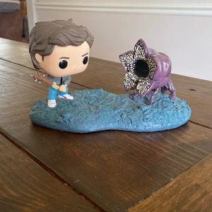 Stranger Things Steve and Demodog Funko Pop #728 OUT OF BOX